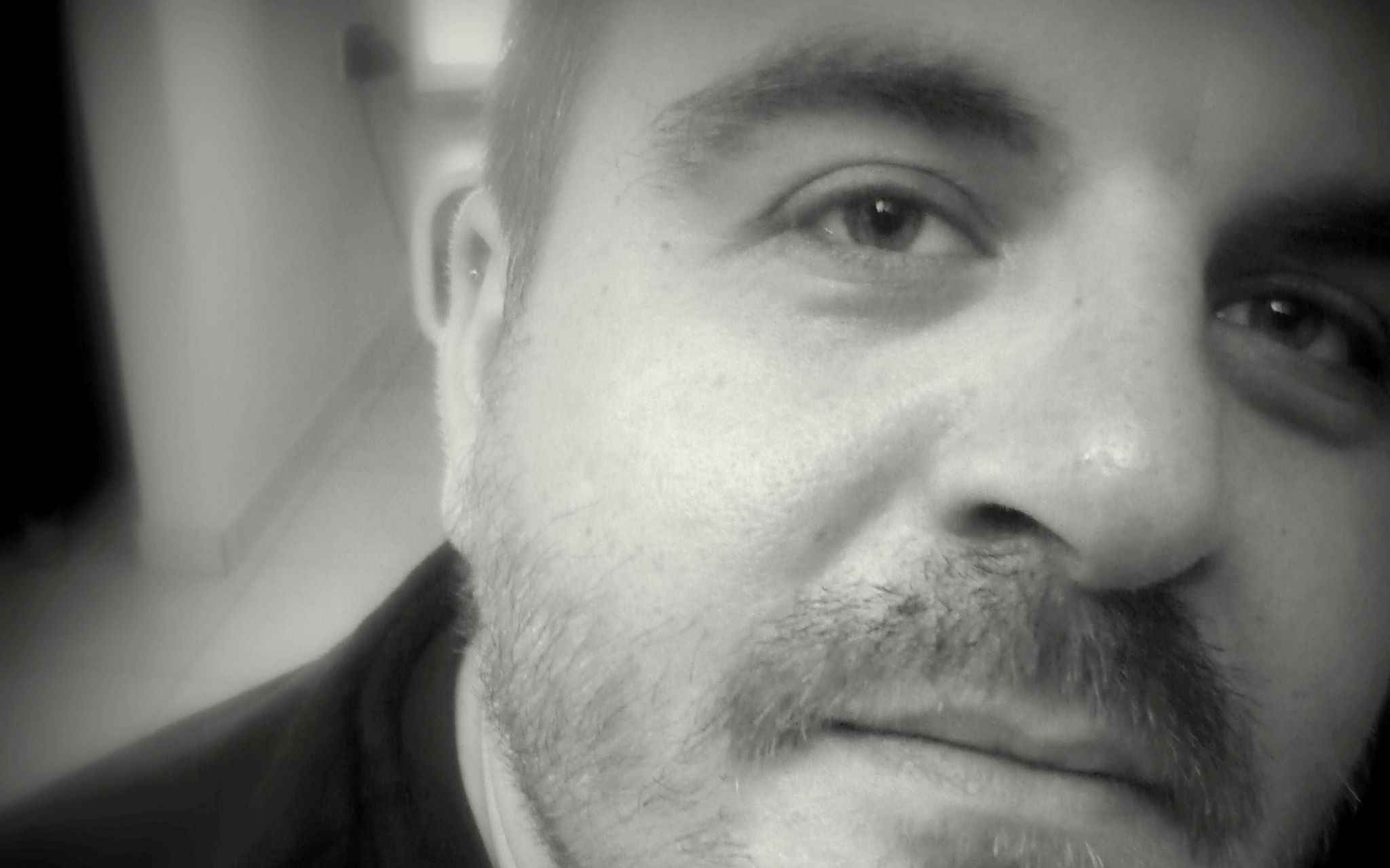«FRAGILES» Αριστείδης Χρυσανθόπουλος | Ατομική έκθεση ζωγραφικής | 26 Απριλίου έως 19 Μαΐου στη Gallery Genesis