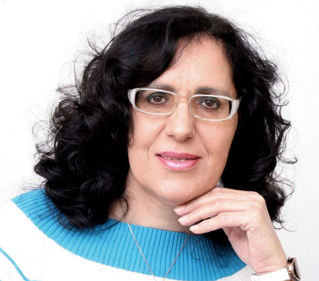 Συνέντευξη: Τριανταφυλλιά Κωνσταντινίδου «Διαθέτω ακόμη ίχνη παιδικότητας στην ψυχή μου»