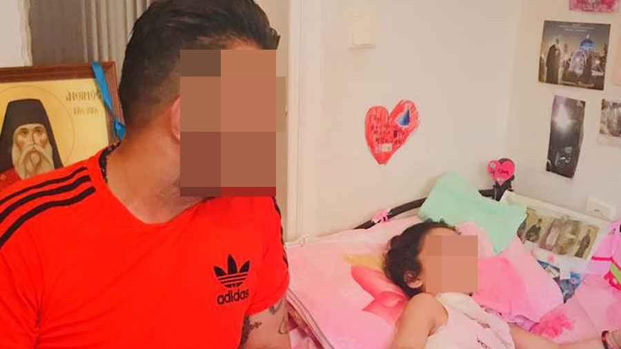 Σοκάρει η έκκληση γνωστού τραγουδιστή για να σωθεί 8χρονο «αγγελούδι» (εικόνα)