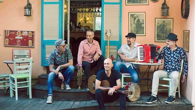 Οι Εκμέκ παρουσιάζουν το τρίτο τους single – «Μάγισσα νύχτα»