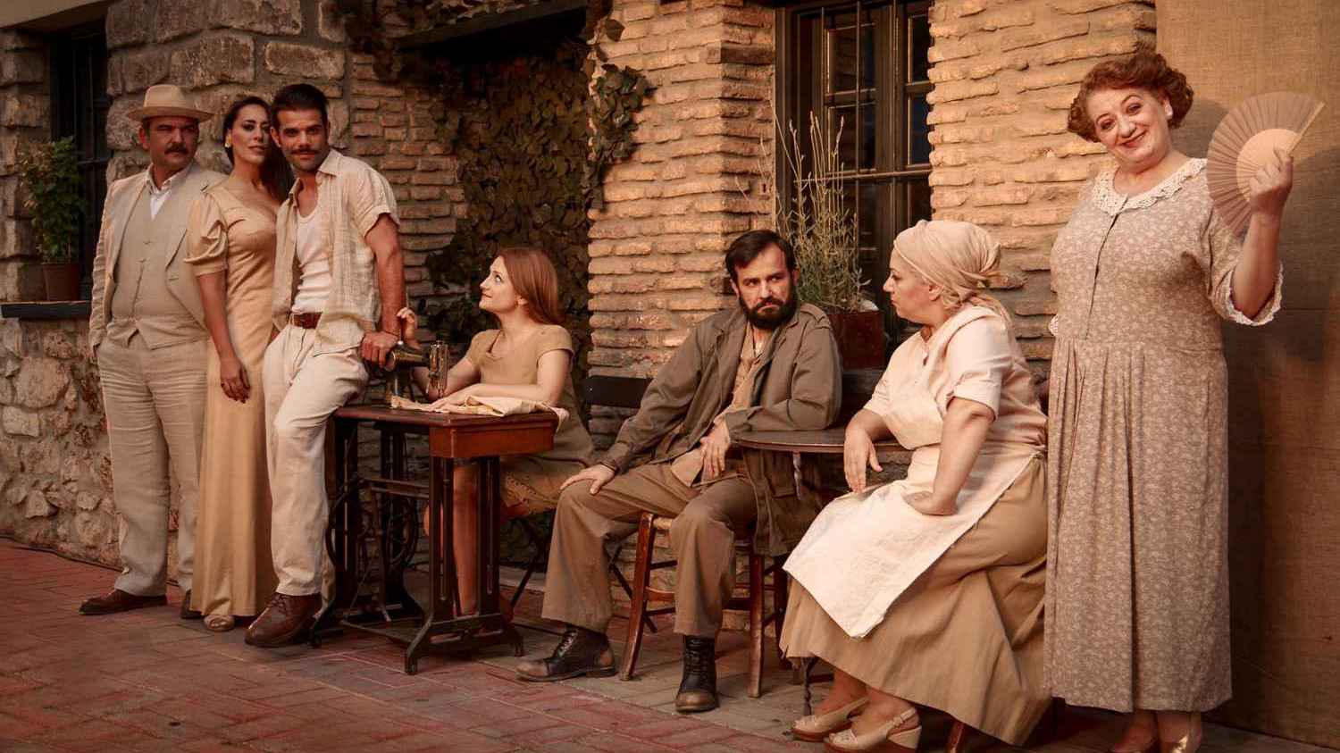 «Το Φιντανάκι» του Παντελή Χορν, σε σκηνοθεσία Ευτυχίας Αργυροπούλου συνεχίζει στην αυλή του Θεάτρου Χυτήριο