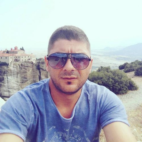 Άγγελος Ζγάρας : Ό,τι πετύχω στο χώρο της μουσικής, θέλω να το πετύχω καθαρά και έντιμα Άγγελος Ζγάρας : Ό,τι πετύχω στο χώρο της μουσικής, θέλω να το πετύχω καθαρά και έντιμα